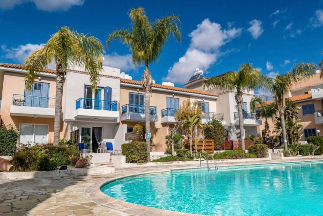 Holiday Cosy Home Paphos Buitenkant foto